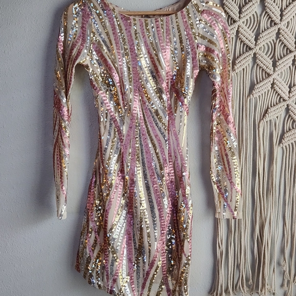 Angel Biba Sequin |Sz: S |Mini Dress Long Sleeve Pink Gold Silver Bodycon Party - Picture 1 of 9